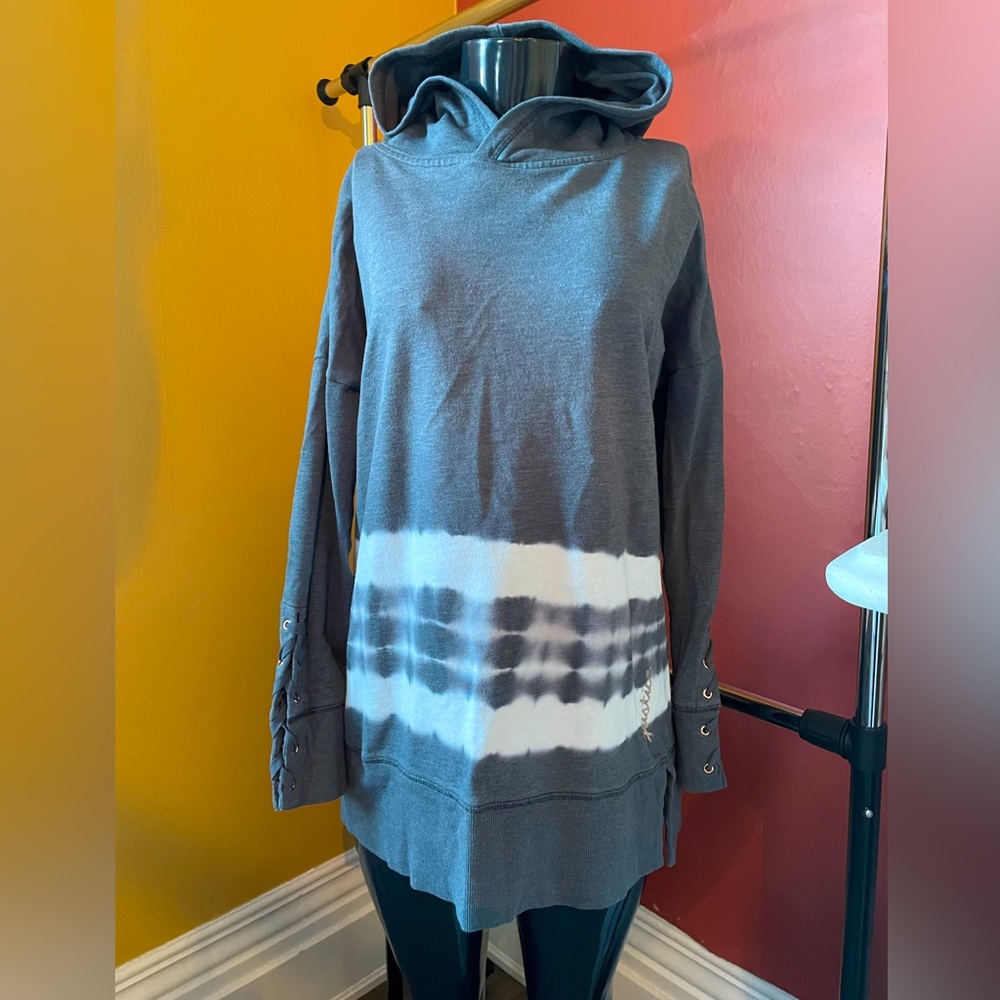 Justice Tye-Dye Hoodie ( 18-20 yrs )